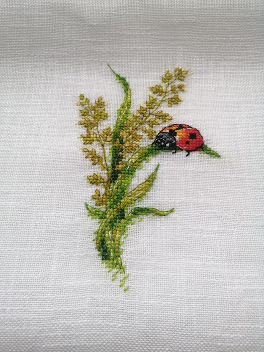 Ladybug - PDF Cross Stitch Pattern - Wizardi