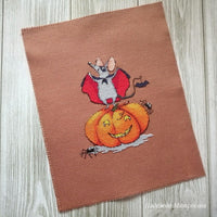 Mouse Dracula - Free PDF Counted Cross Stitch Pattern - Wizardi