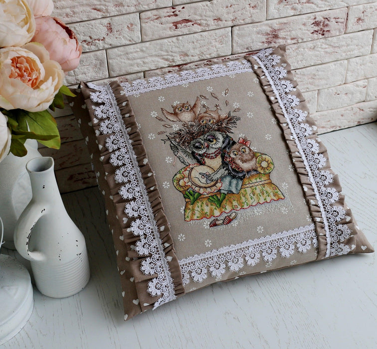 Owl Needlewoman - PDF Cross Stitch Pattern - Wizardi