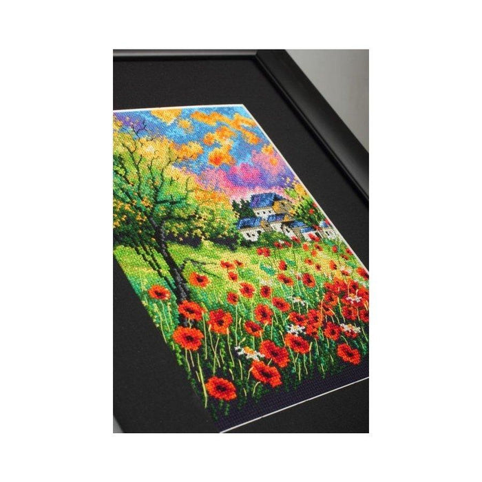 Run away poppies M624 Counted Cross Stitch Kit - Wizardi