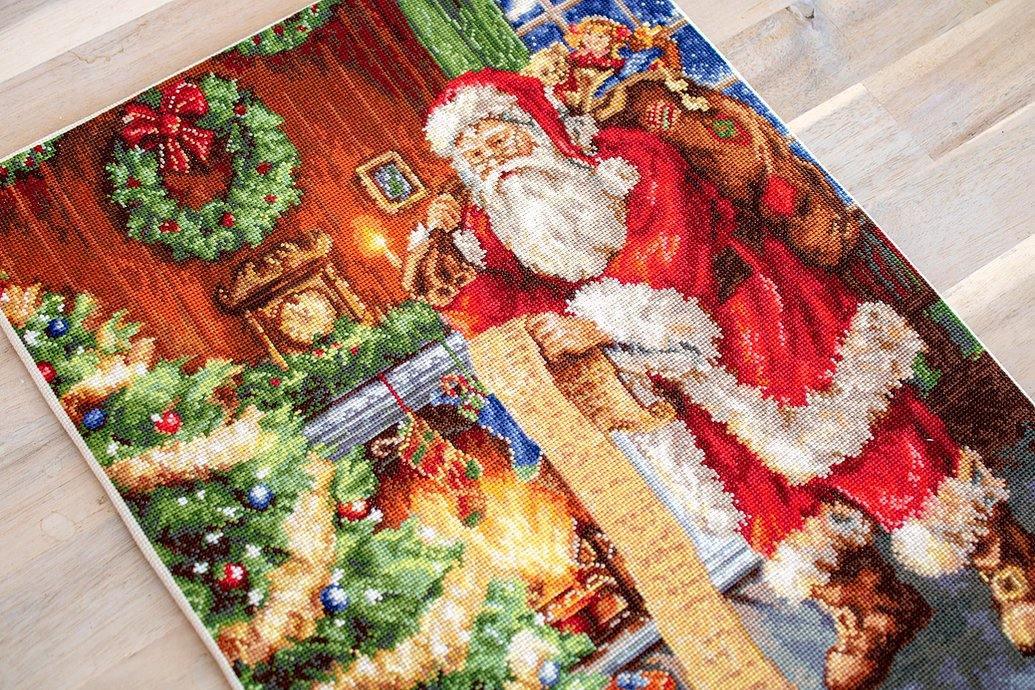 Santa Claus B578L Counted Cross-Stitch Kit - Wizardi