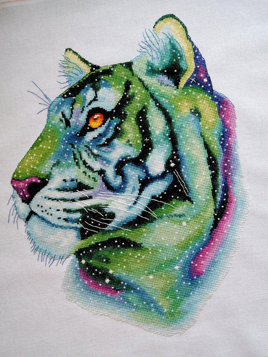 Space Tiger - PDF Counted Cross Stitch Pattern - Wizardi