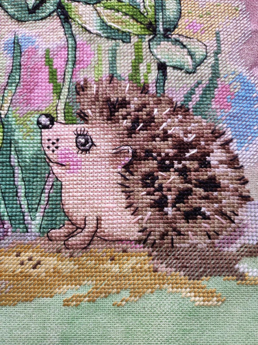 Spring Hedgehog - PDF Cross Stitch Pattern - Wizardi