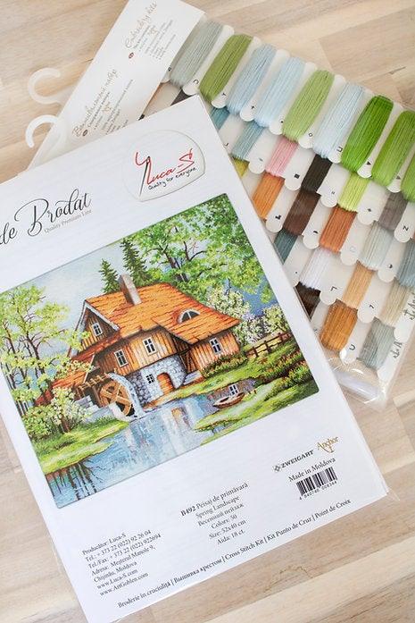 Spring landscape B492L Counted Cross-Stitch Kit - Wizardi