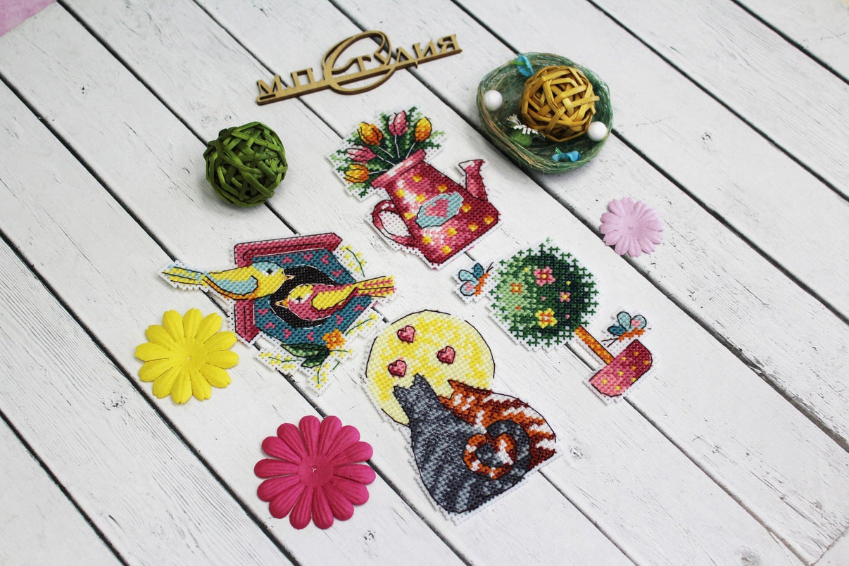 Spring. Magnets SR-578 Plastic Canvas Counted Cross Stitch Kit - Wizardi