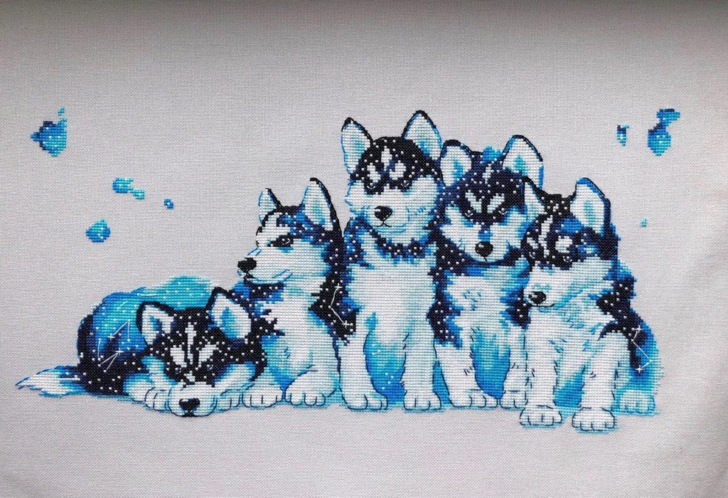 Star Huskys - PDF Counted Cross Stitch Pattern - Wizardi