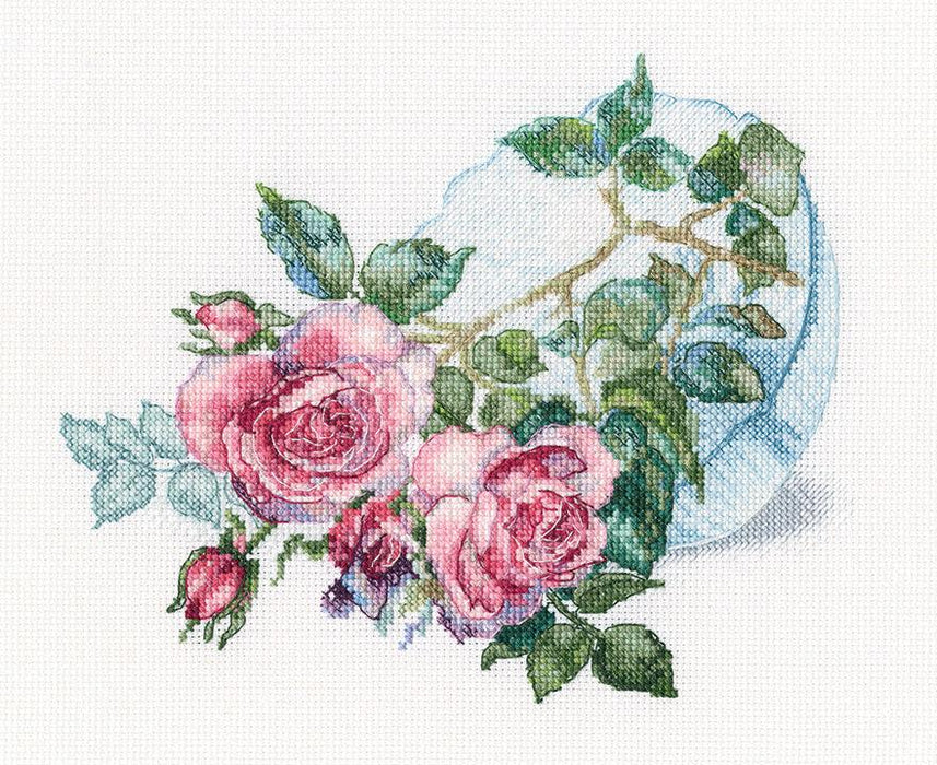 Tender flower buds M808 Counted Cross Stitch Kit - Wizardi