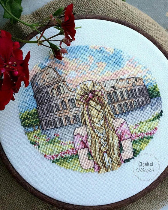 Walking in Italy. Coliseum - PDF Cross Stitch Pattern - Wizardi