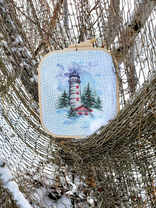 Winter Lighthouse - PDF Cross Stitch Pattern - Wizardi